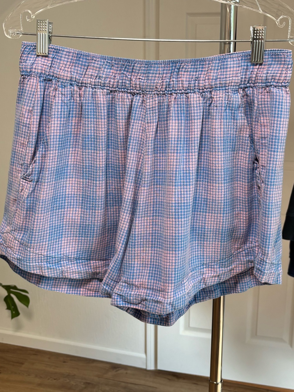 Patagonia Garden Island hemp blend pull on shorts, medium